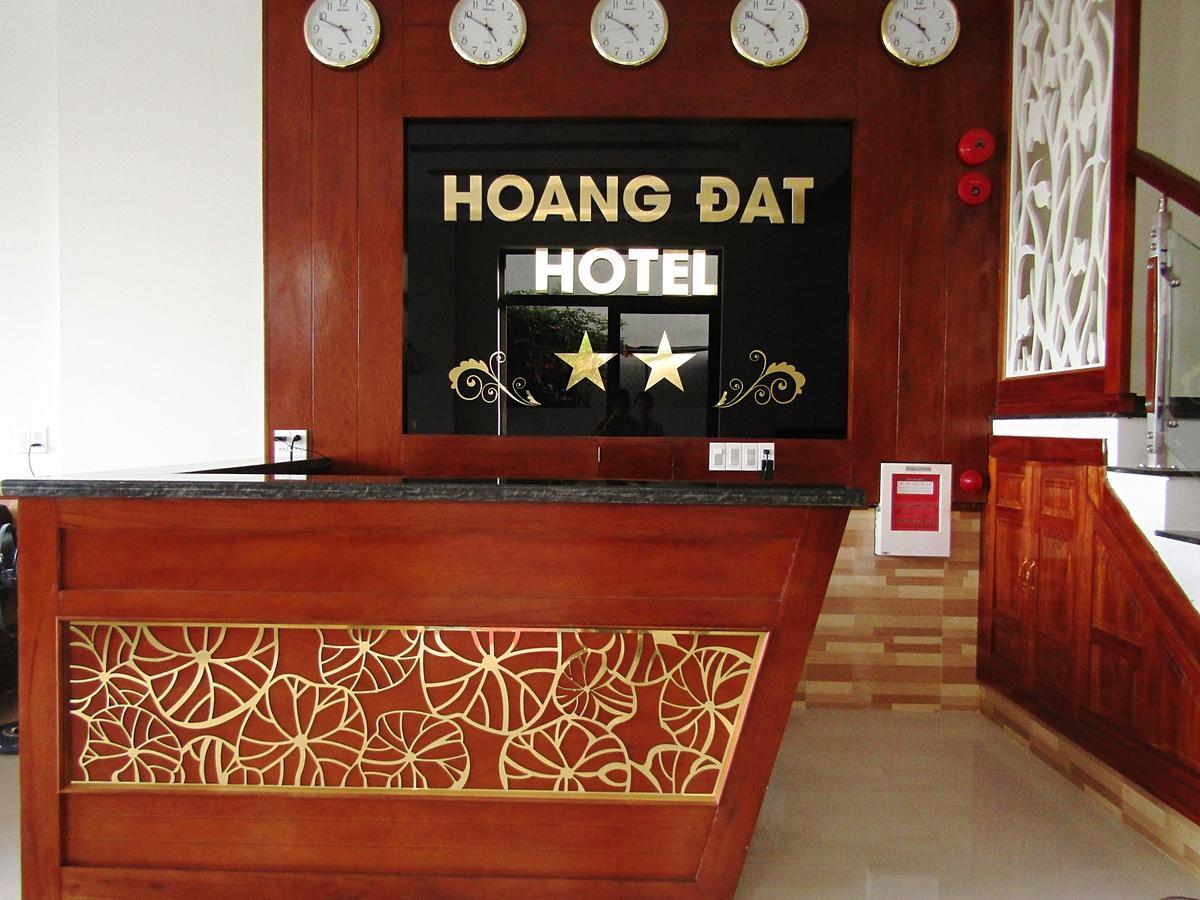 Hoang Dat Hotel Dong Hoi Bagian luar foto